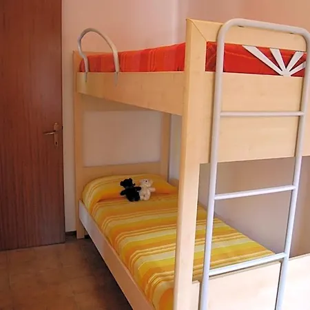 Adorable With Balcony - Beahost *