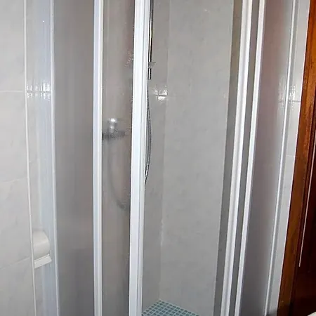 Adorable With Balcony - Beahost *